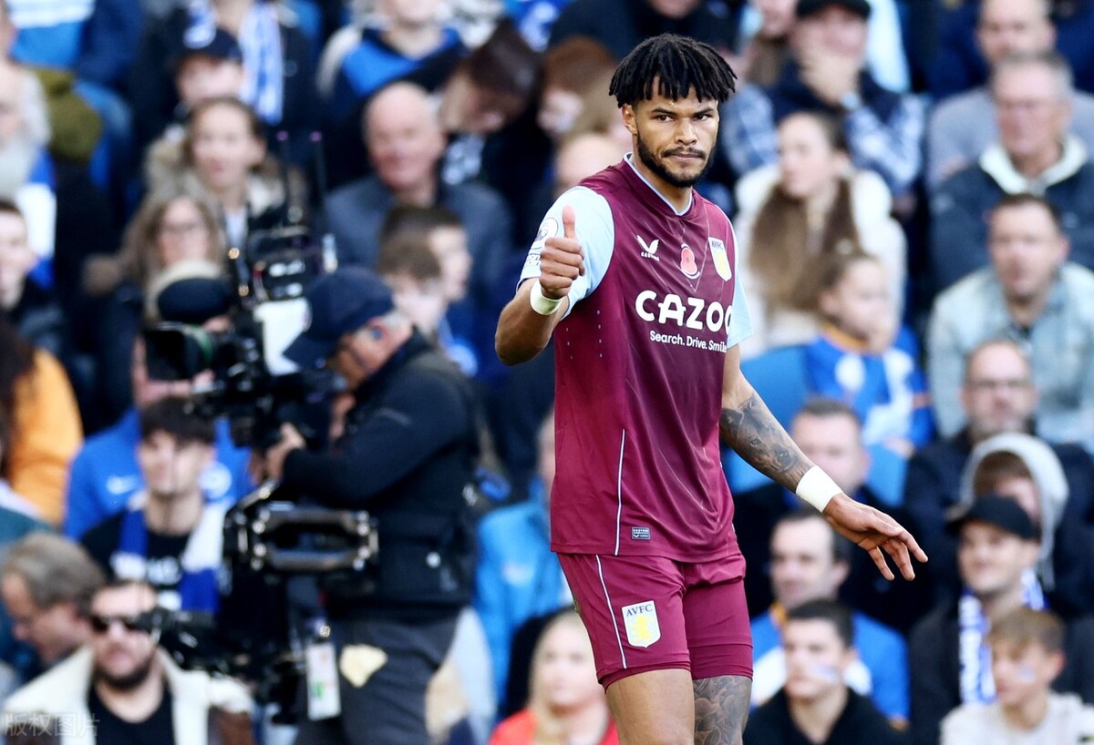 包含布鲁克林篮网训练开放日；转会期止住颓势引欢呼；英超在即；赛程密集仍需轮换的词条-乐鱼娱乐