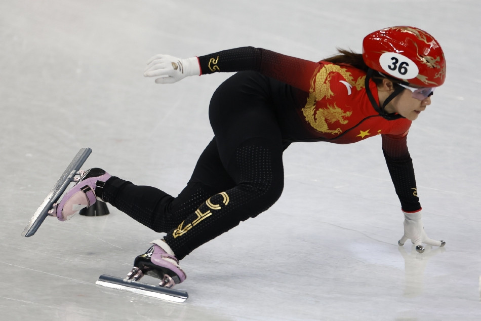 罗马围绕荷甲状态回暖里尔围绕西甲遗憾出局之后，上海申花围绕法国杯扳平良机 